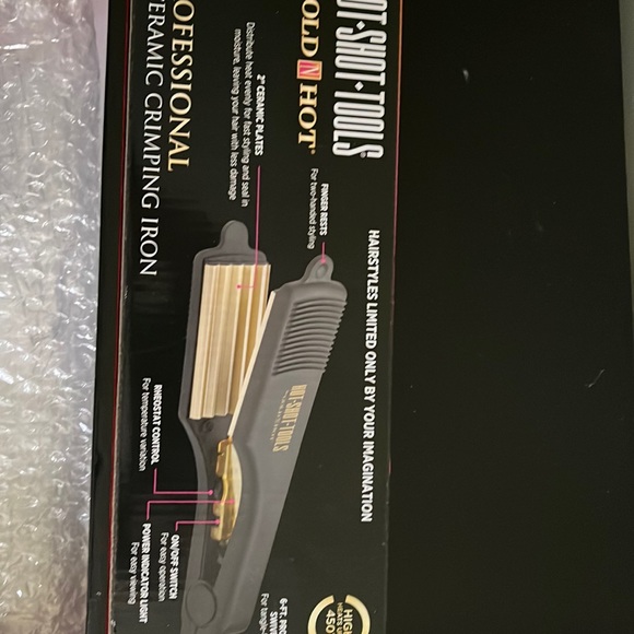 Like new gold hot crimped iron only uses twice - Picture 1 of 2